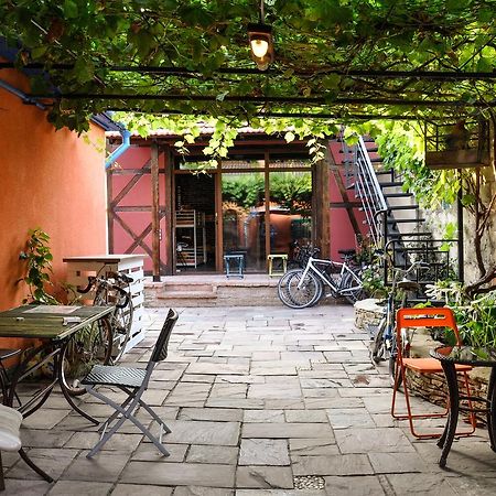 Funky Mamaliga Hostel Chişinău Eksteriør billede