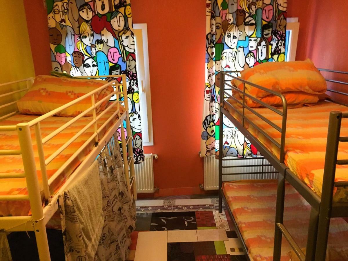 Funky Mamaliga Hostel Chişinău Eksteriør billede